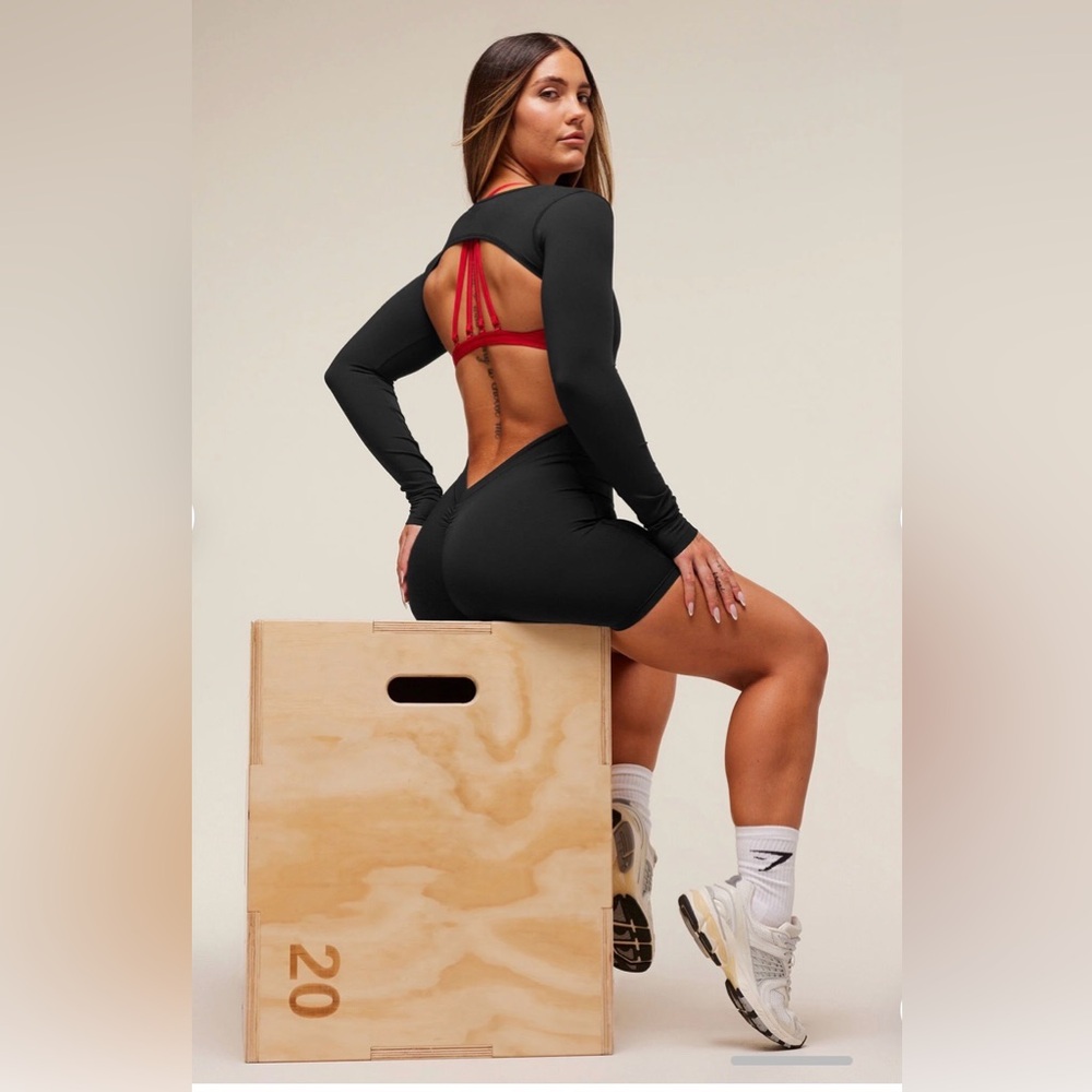 Gymshark Black Backless Long Sleeve Unitard - Picture 3 of 10
